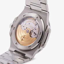 Patek Philippe Nautilus Men Analog Watch